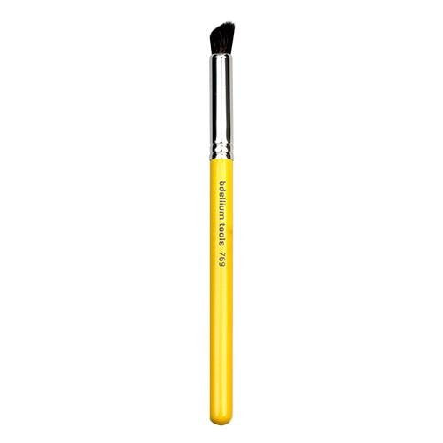 Studio 769 Angled Contour Brush