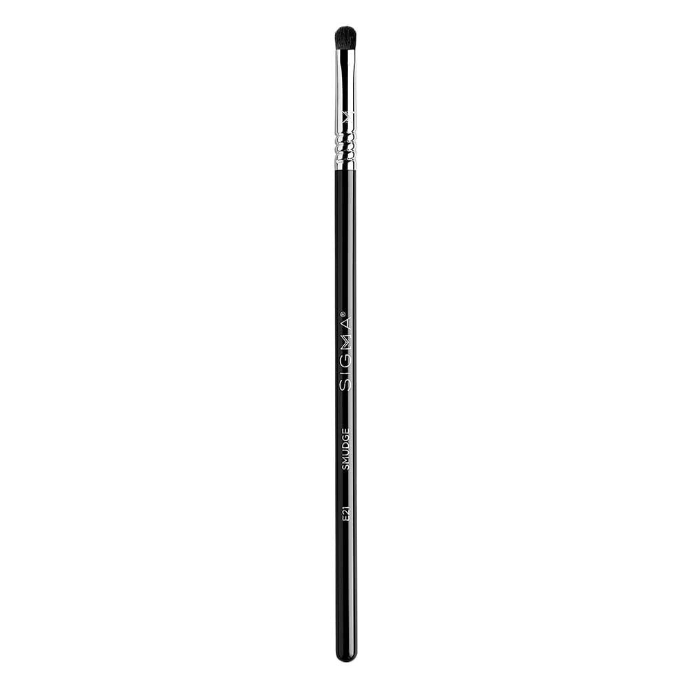 Sigma Beauty E21 Smudge Brush